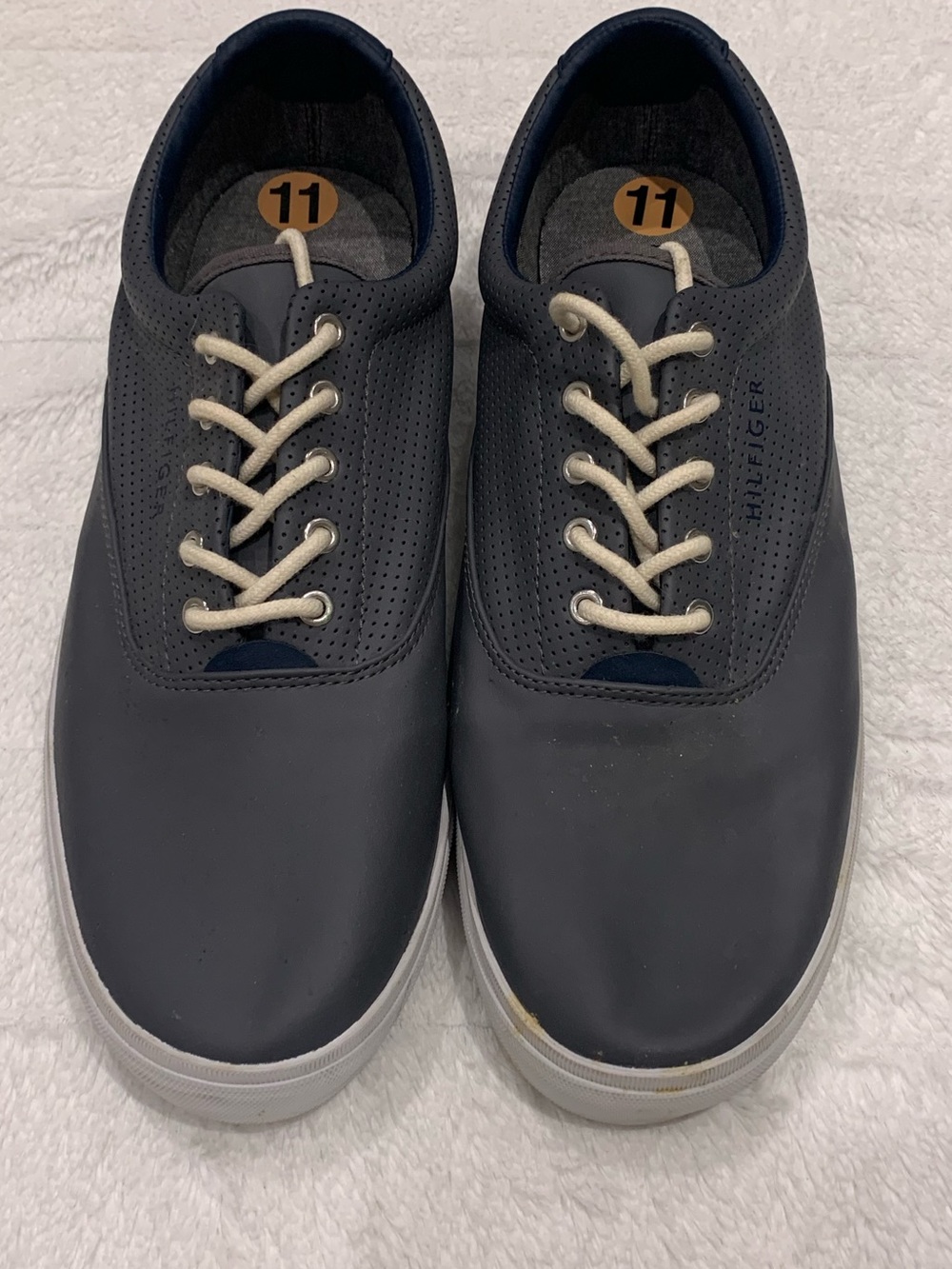 Tommy Hilfiger Men's Paines Perforated Lace-Up Sneakers - Navy Blue (Size 11)